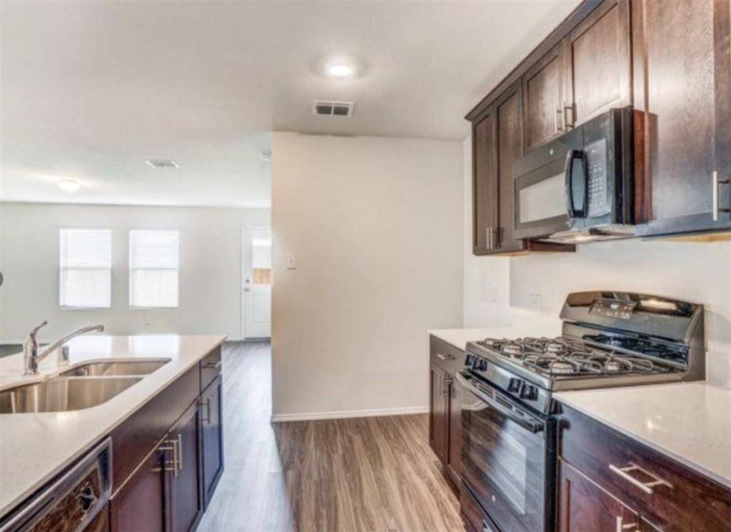 Anna, TX 75409,1612 Helmoken Falls Drive