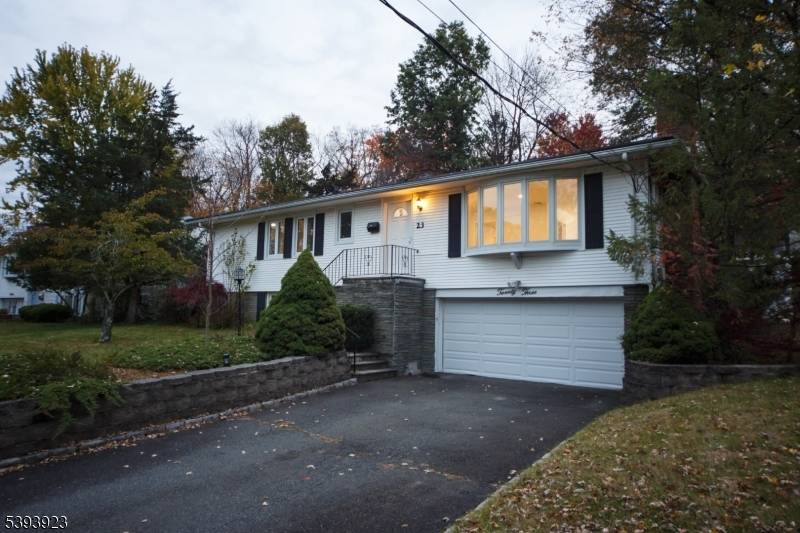 Livingston Twp., NJ 07039,23 Winans Rd