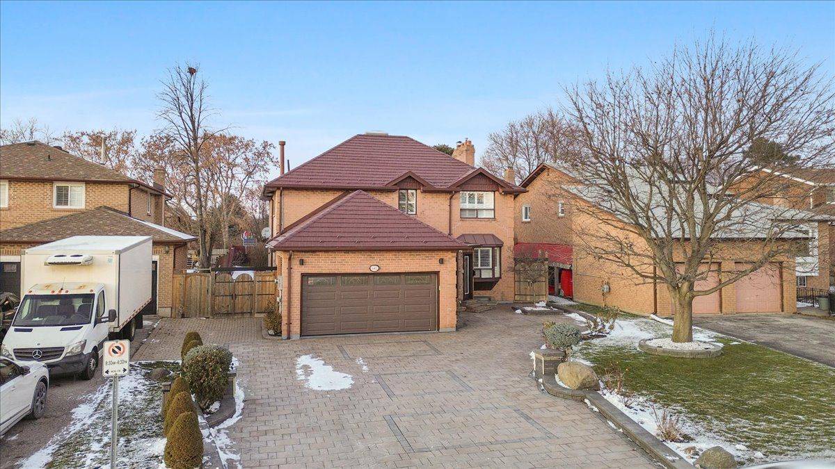 Pickering, ON L1V 1G3,642 Sheppard AVE