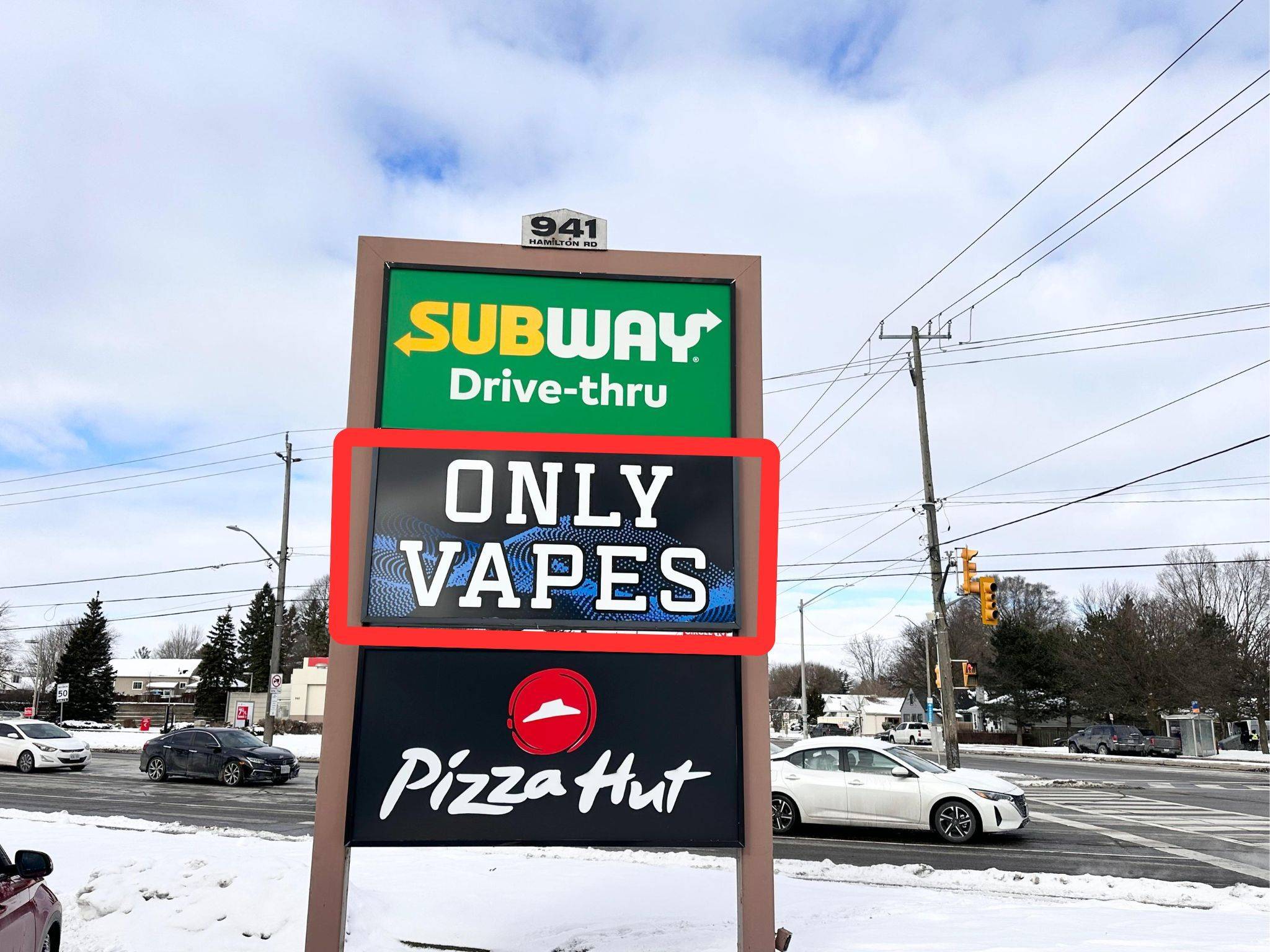 London East, ON N5Z 1W5,941 Hamilton RD E #2