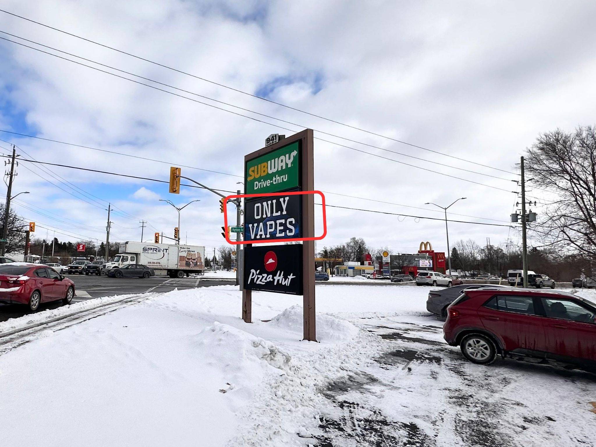 London East, ON N5Z 1W5,941 Hamilton RD E #2