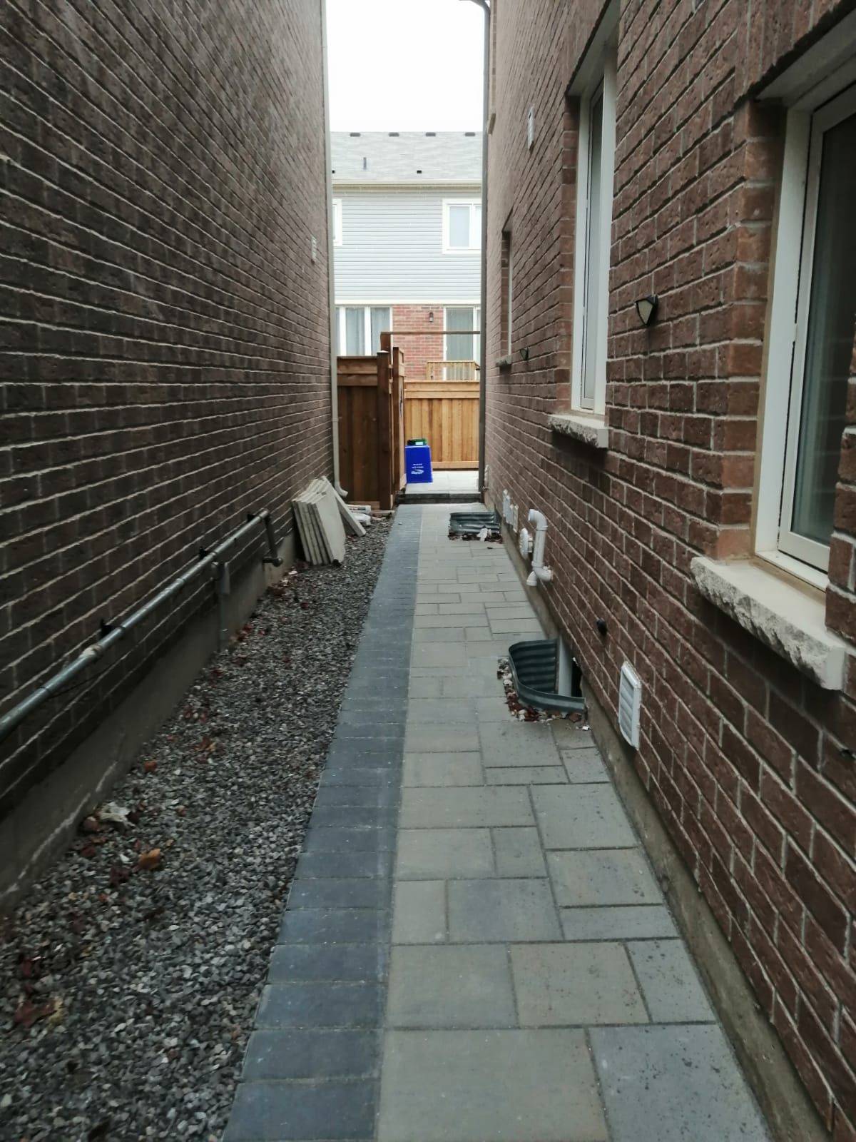 Milton, ON L9E 1E4,1198 Mceachern CT #Basement