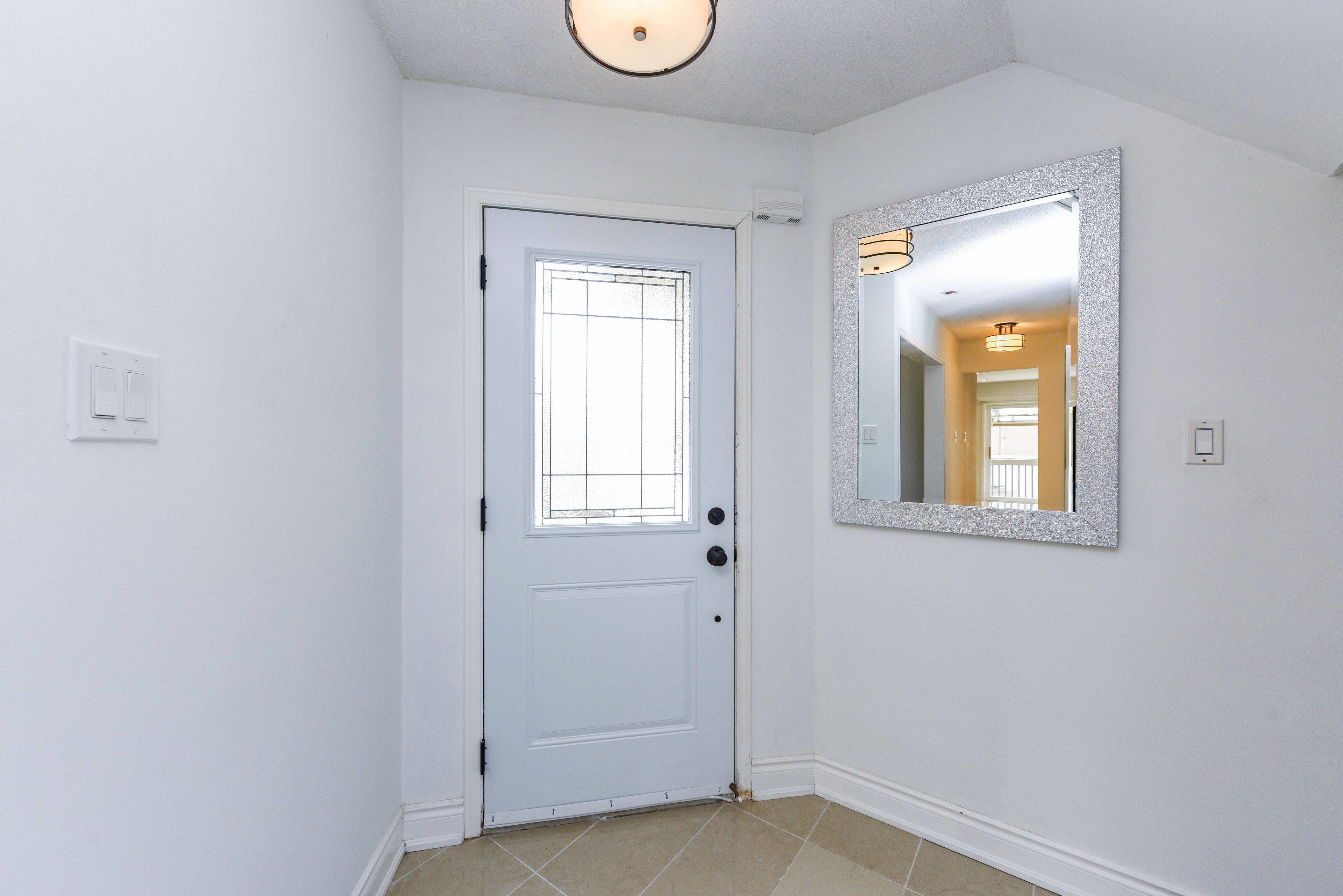 Mississauga, ON L5N 6V6,3826 Allcroft RD