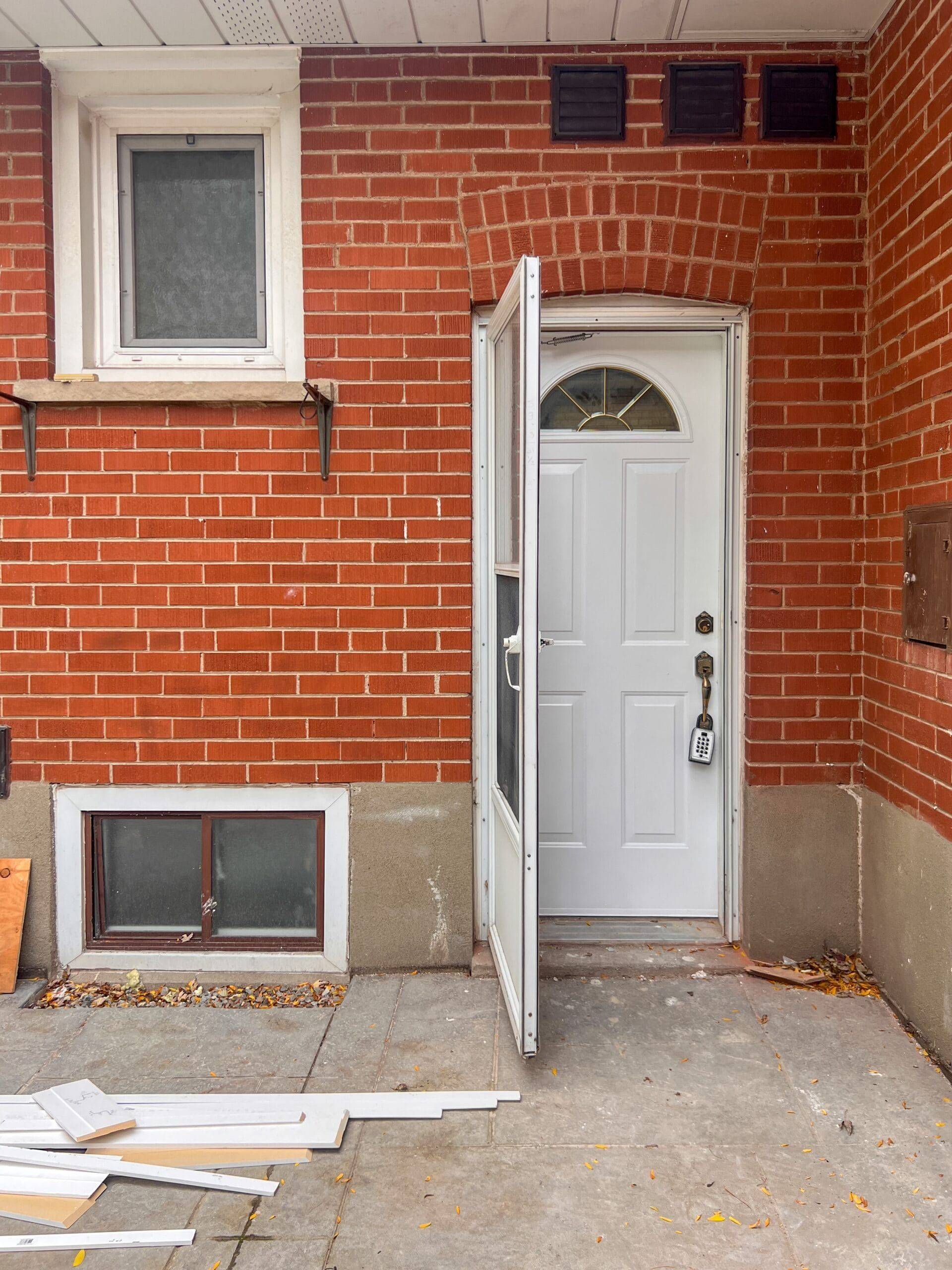 Mississauga, ON L5N 1B7,30 Swanhurst BLVD #Lower