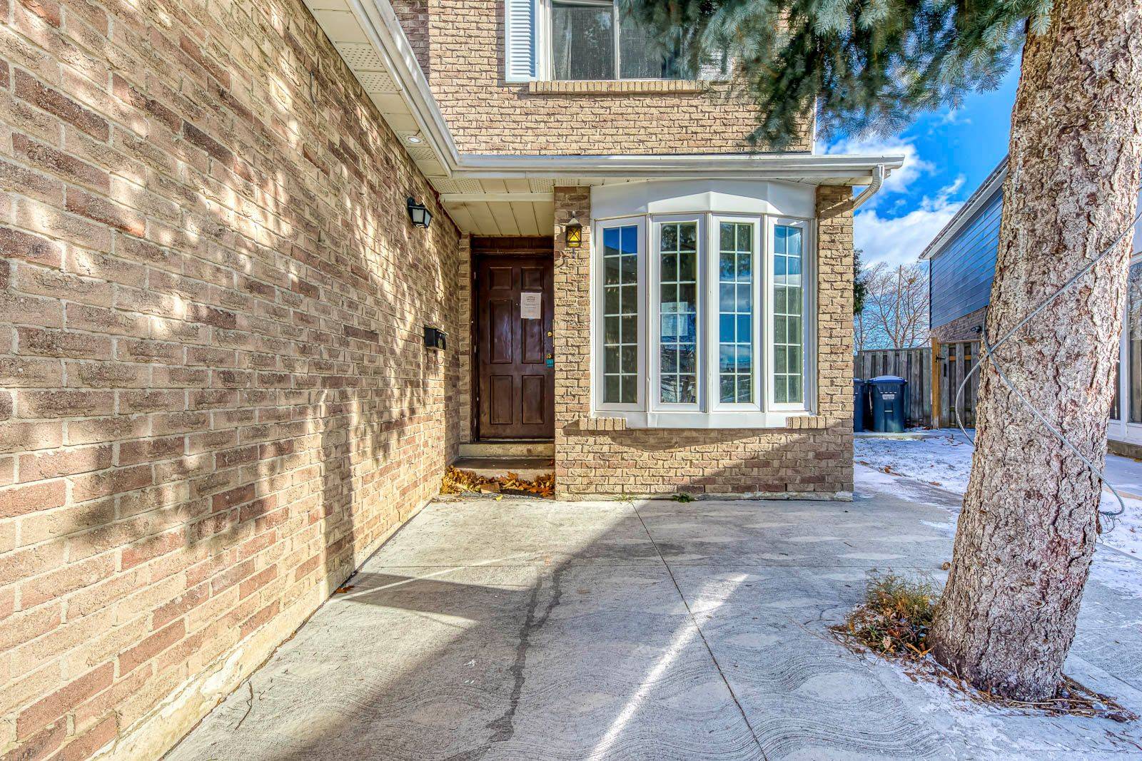 Brampton, ON L6Y 2K9,66 Banting CRES