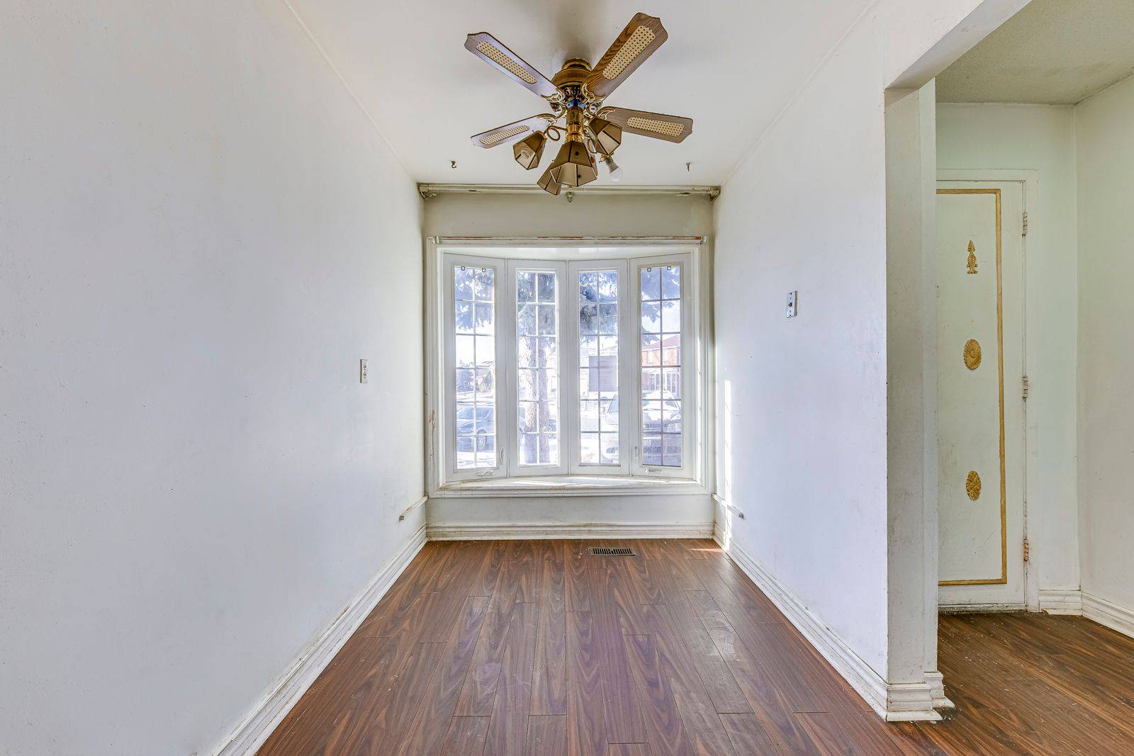 Brampton, ON L6Y 2K9,66 Banting CRES