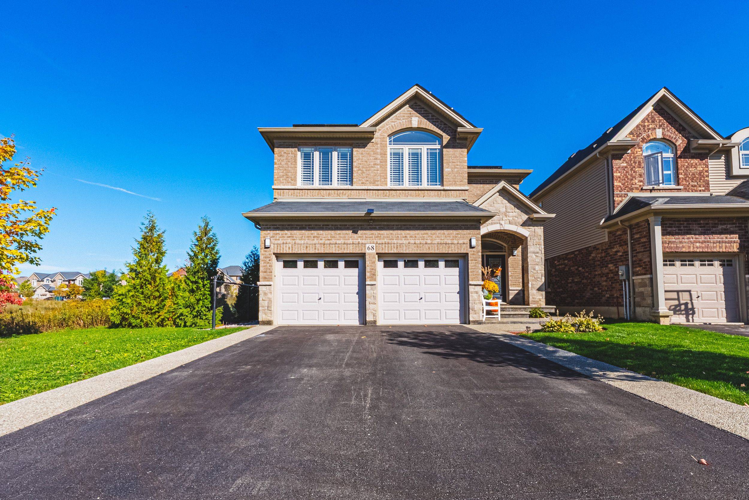 Hamilton, ON L0R 1C0,68 Kinsman DR