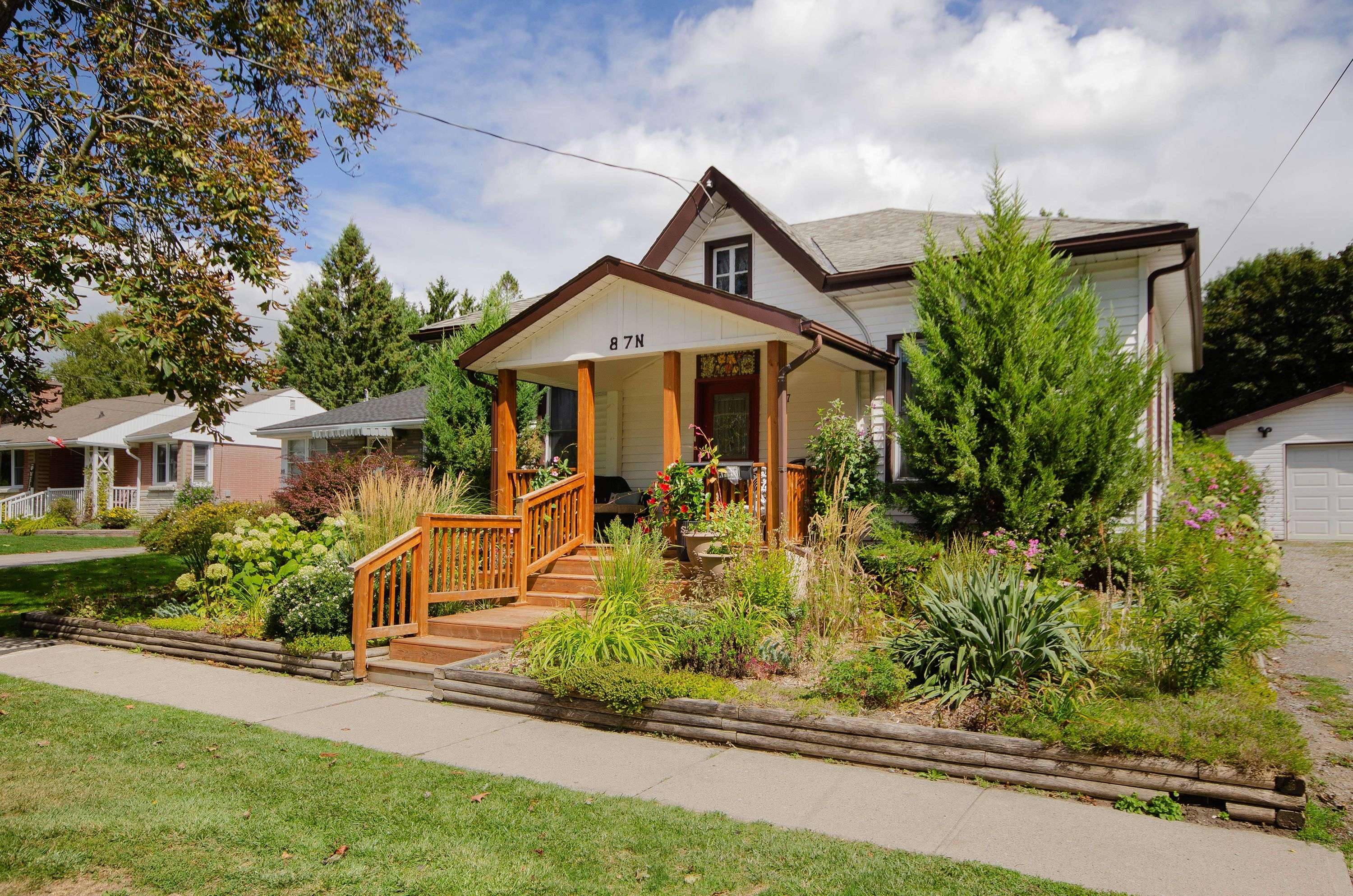 Port Hope, ON L1A 2N8,87 Hope ST N