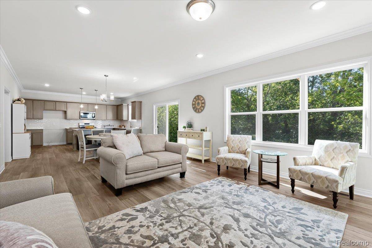 Whitmore Lake, MI 48189,425 Jubilee DR