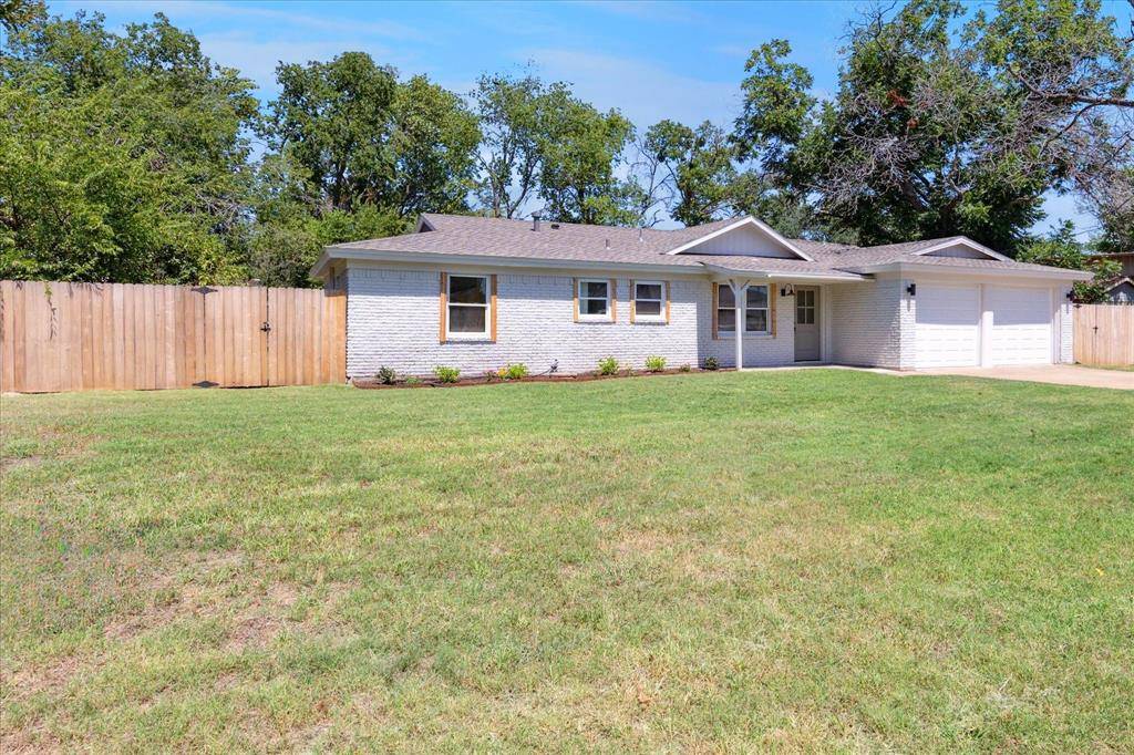 Roanoke, TX 76262,209 Pecan Street