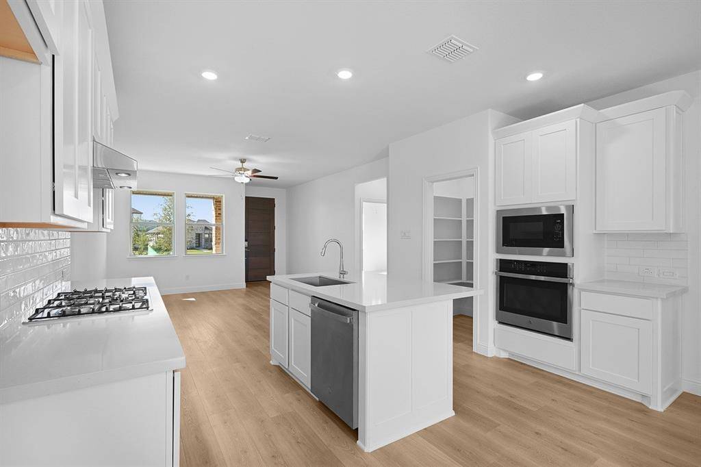 Celina, TX 75009,117 North Sky Drive