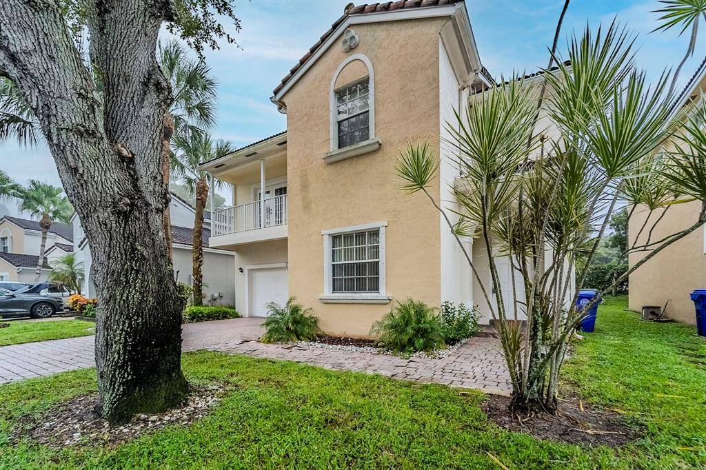 Hollywood, FL 33024,7478 NW 17th Dr