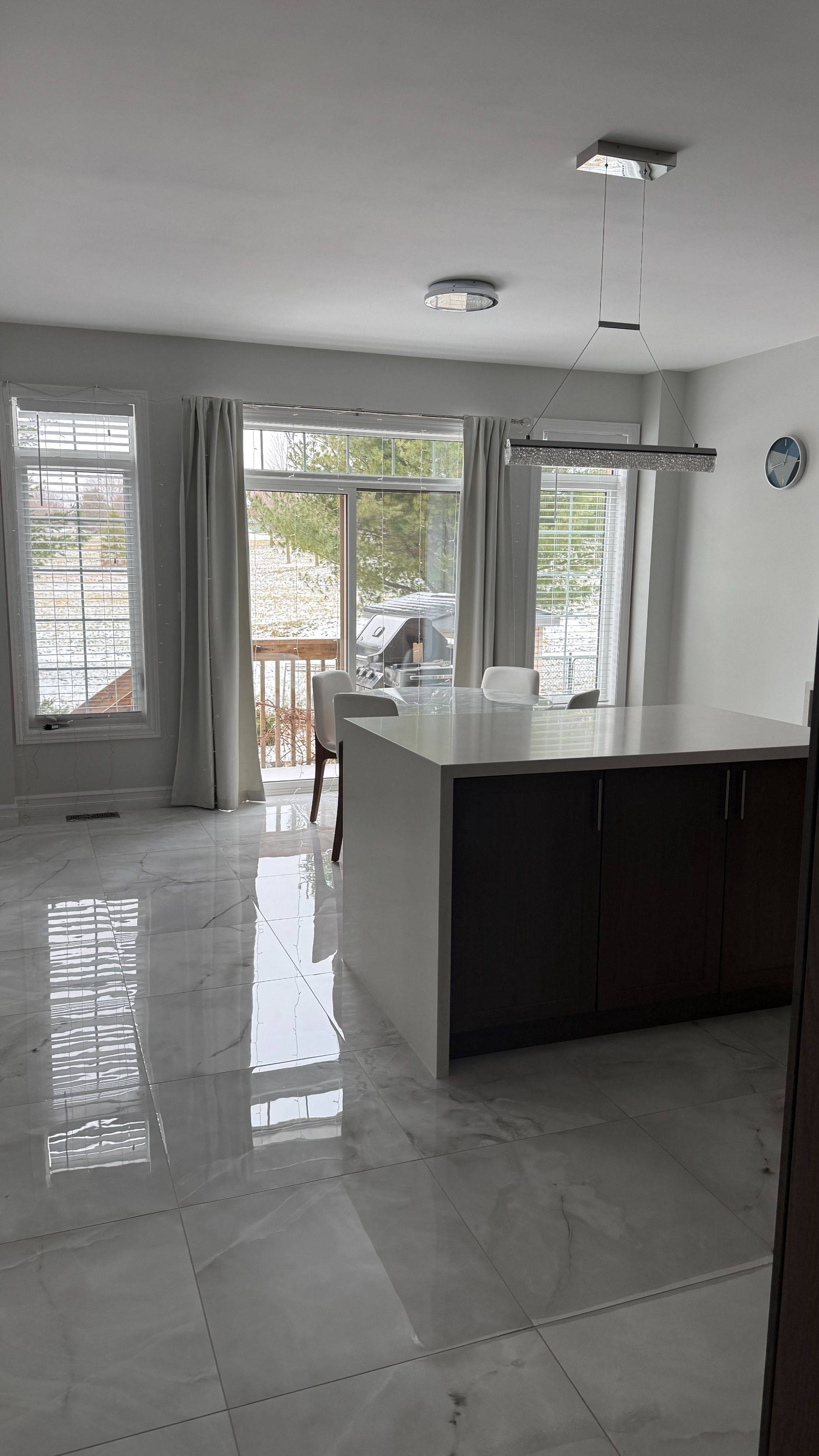 Bradford West Gwillimbury, ON L3Z 2A4,80 Inverness WAY