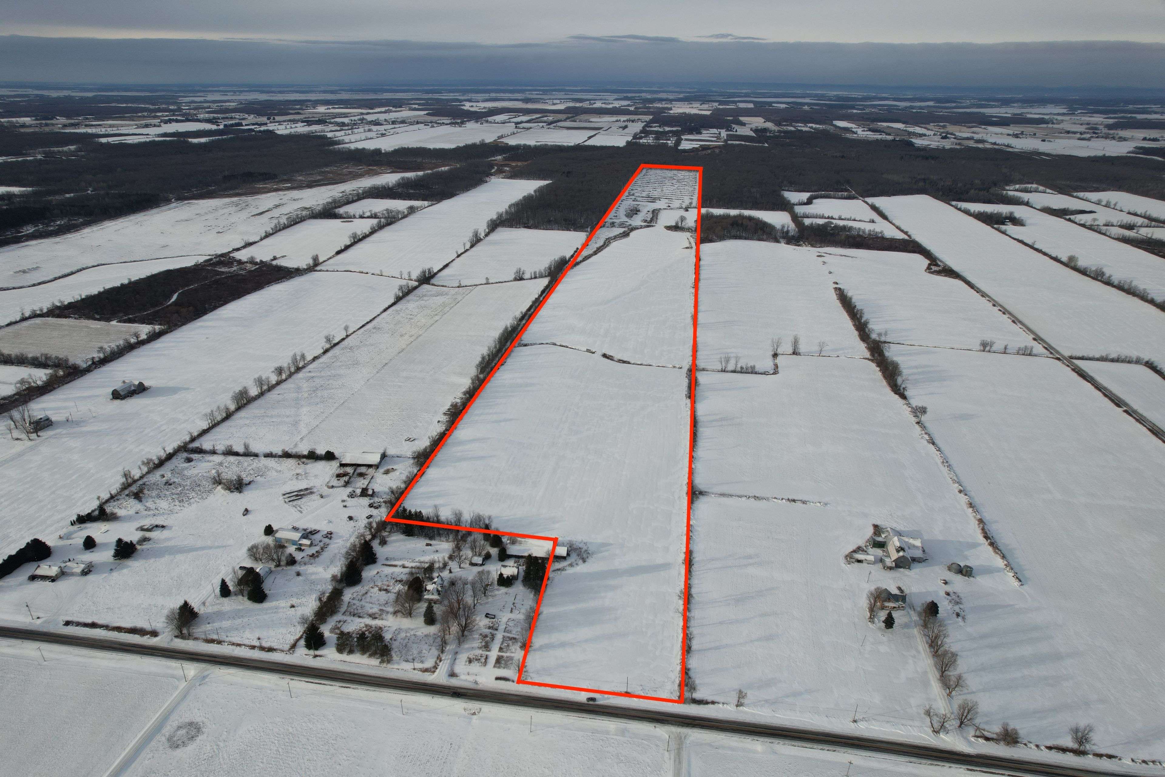 North Glengarry, ON K0C 1A0,20615 Lochiel RD