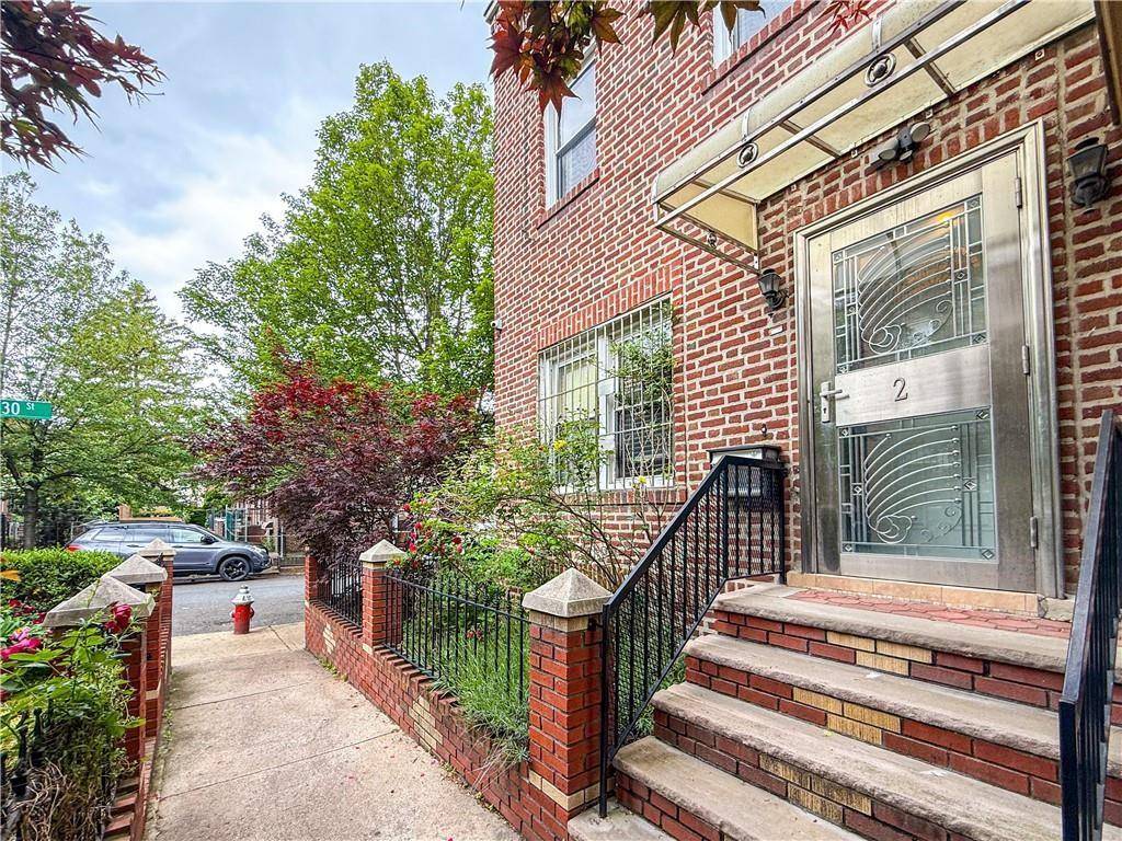 Brooklyn, NY 11232,2 Roosevelt CT