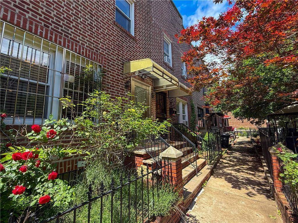 Brooklyn, NY 11232,2 Roosevelt CT