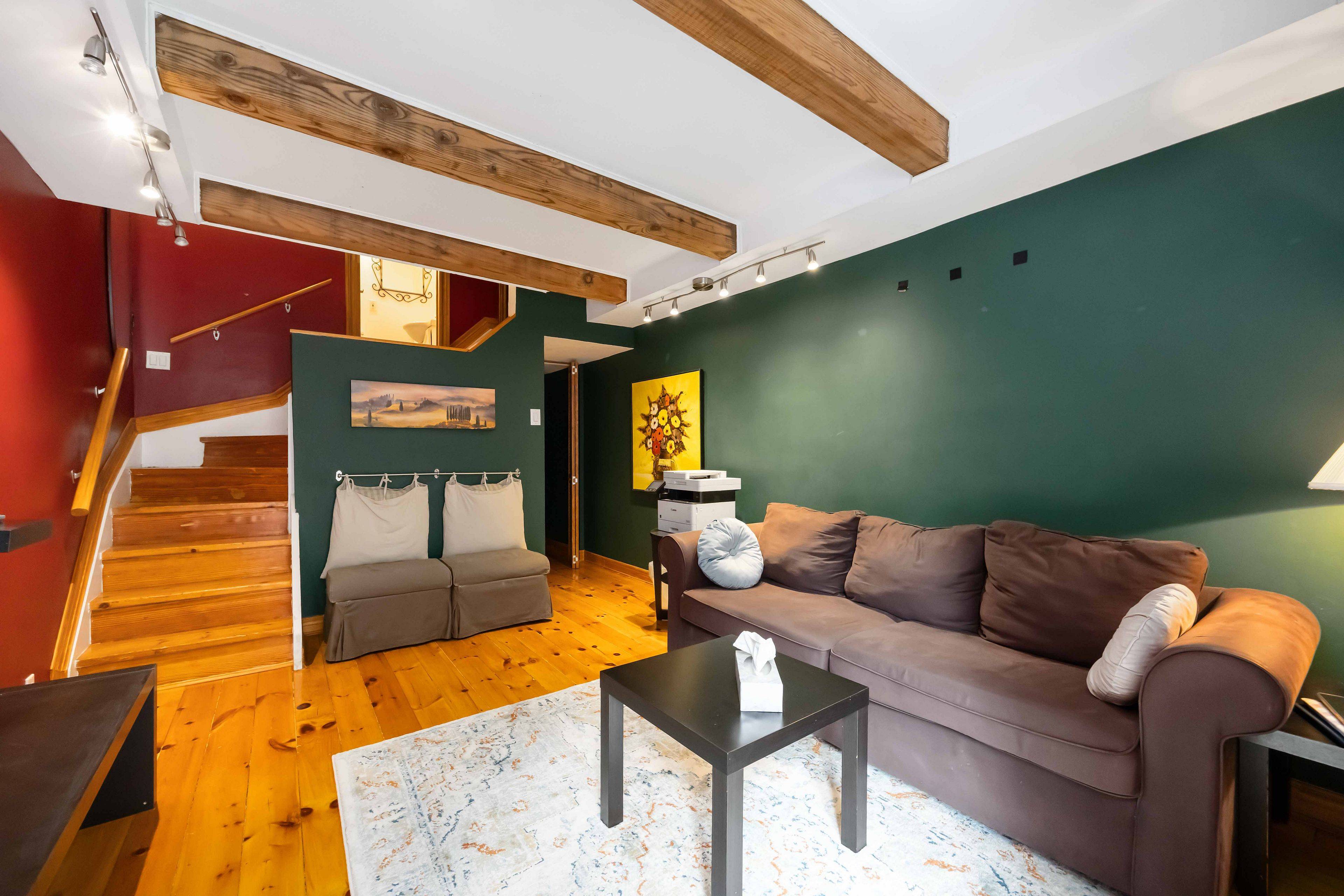 Toronto C08, ON M5B 2C2,325 Jarvis ST #27