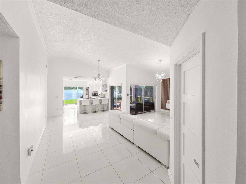 Coconut Creek, FL 33073,5090 NW 54th St