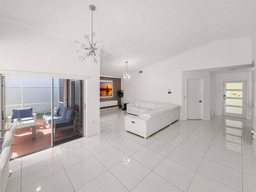 Coconut Creek, FL 33073,5090 NW 54th St