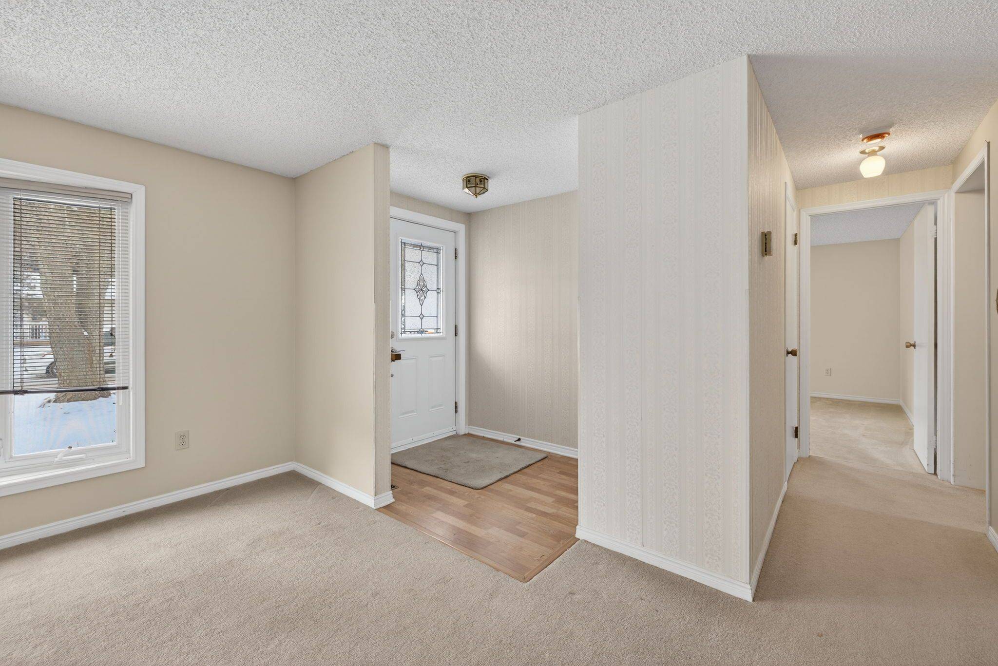 New Tecumseth, ON L0G 1W0,2 Balsam CT