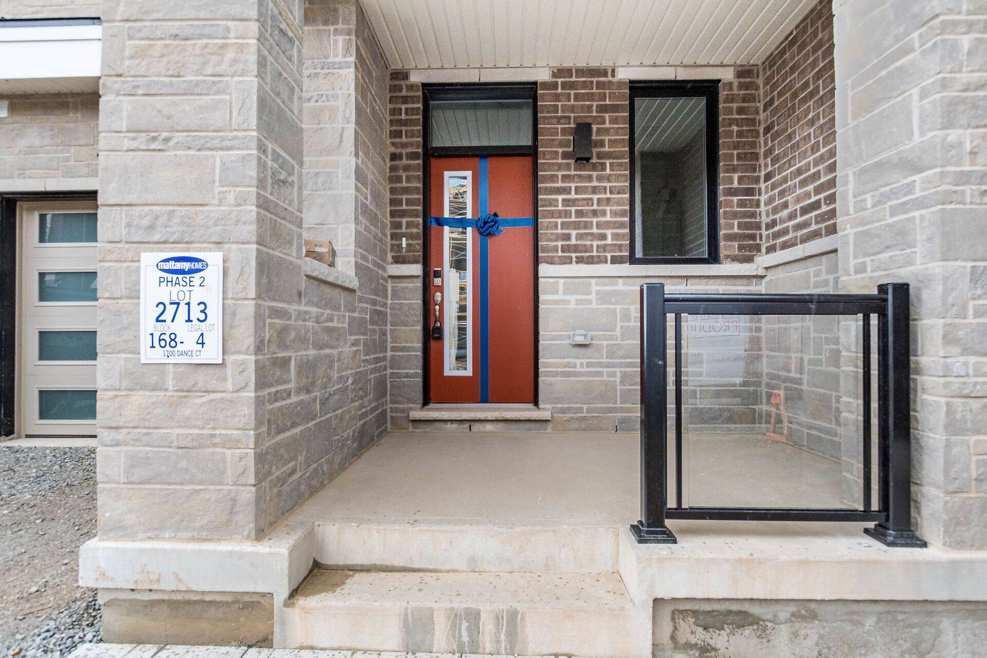 Milton, ON L9T 6H8,1700 Dance CT