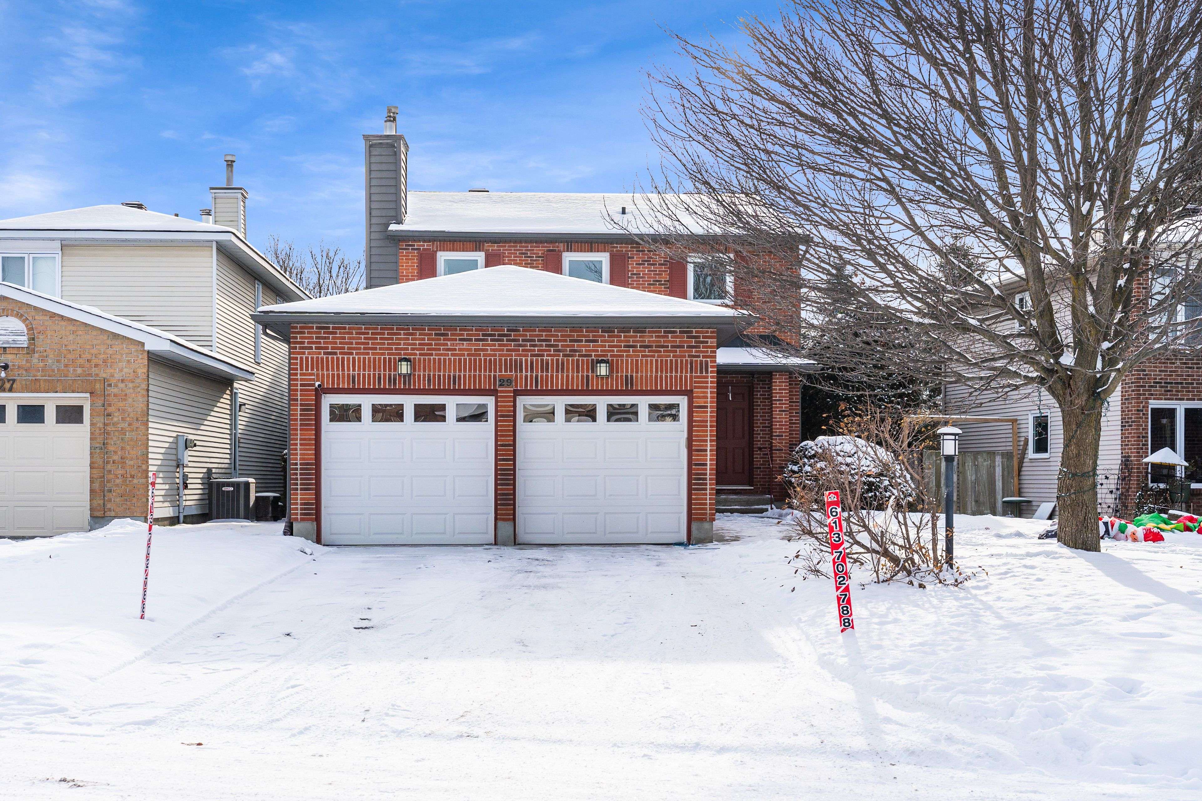 Cityview - Parkwoods Hills - Rideau Shore, ON K2E 7W3,29 Valley Ridge ST