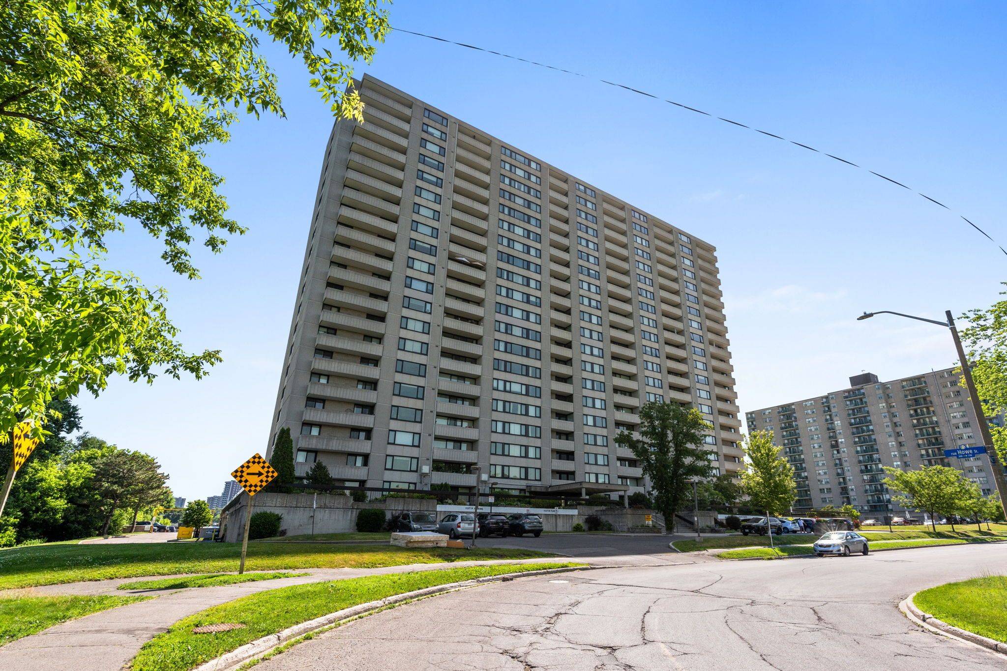 Britannia - Lincoln Heights And Area, ON K2B 7Y8,265 POULIN ST #1706