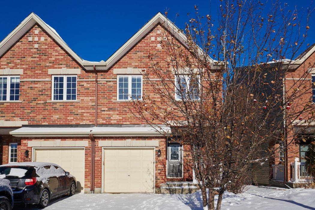 Orleans - Cumberland And Area, ON K4A 0C6,541 Salzburg DR