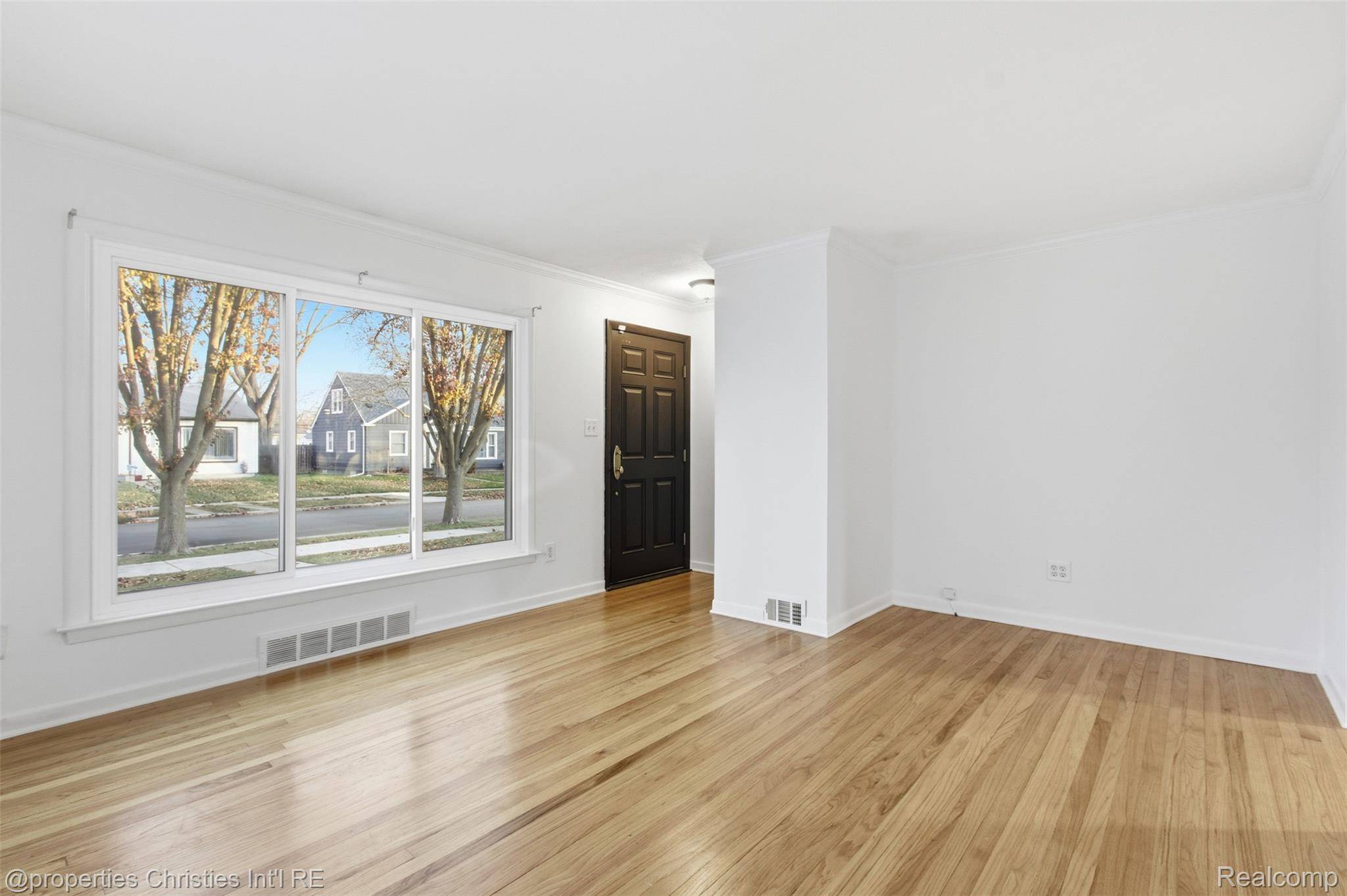 Royal Oak, MI 48073,1212 S Amelia AVE