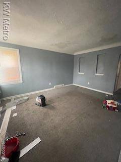 Detroit, MI 48205,11850 Engleside ST