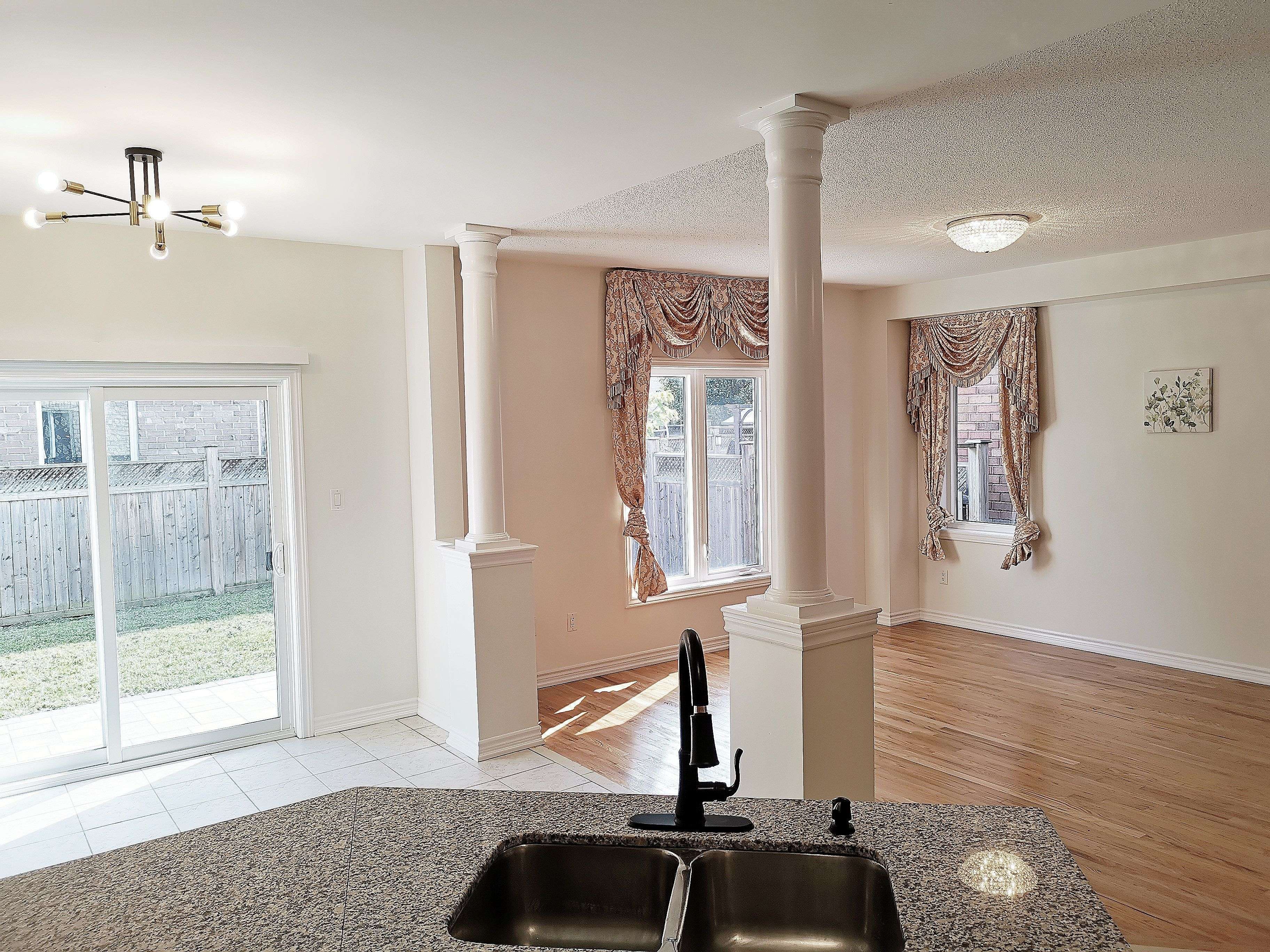 Markham, ON L3R 1J9,269 Helen AVE