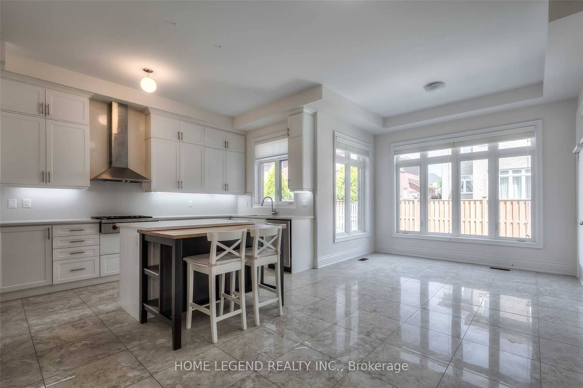 Richmond Hill, ON L4C 0Y5,67 Gracedale DR