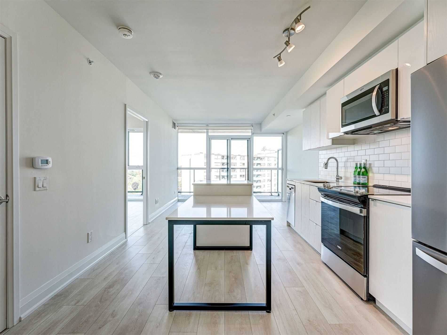 Toronto W04, ON M6L 0A6,1461 Lawrence AVE W #1502