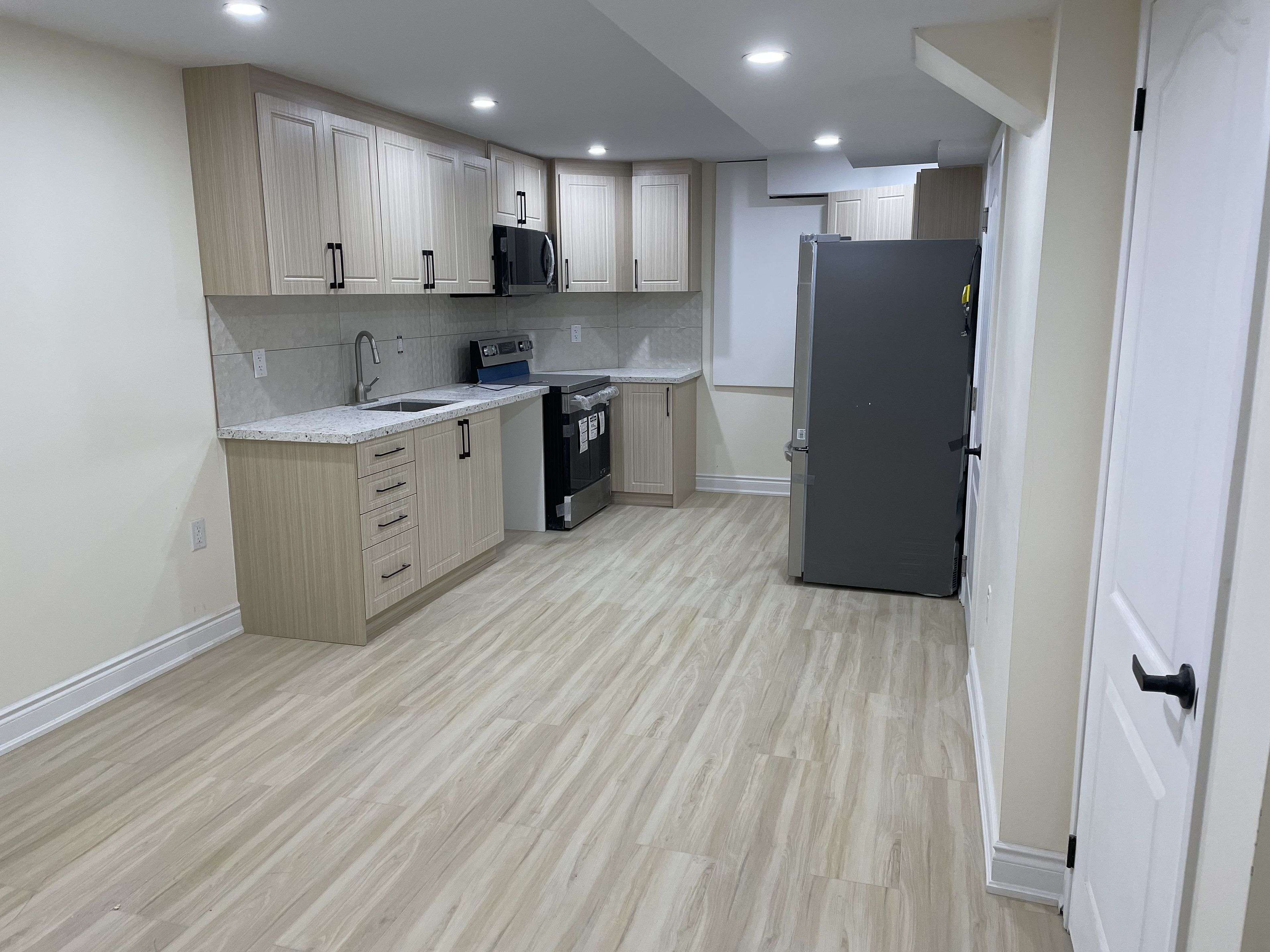 Mississauga, ON L5M 6E2,2346 Bankside DR #Basement