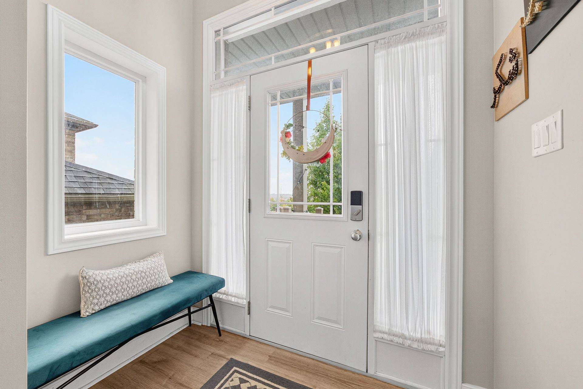 Guelph, ON N1E 0J5,110 OAKES CRES