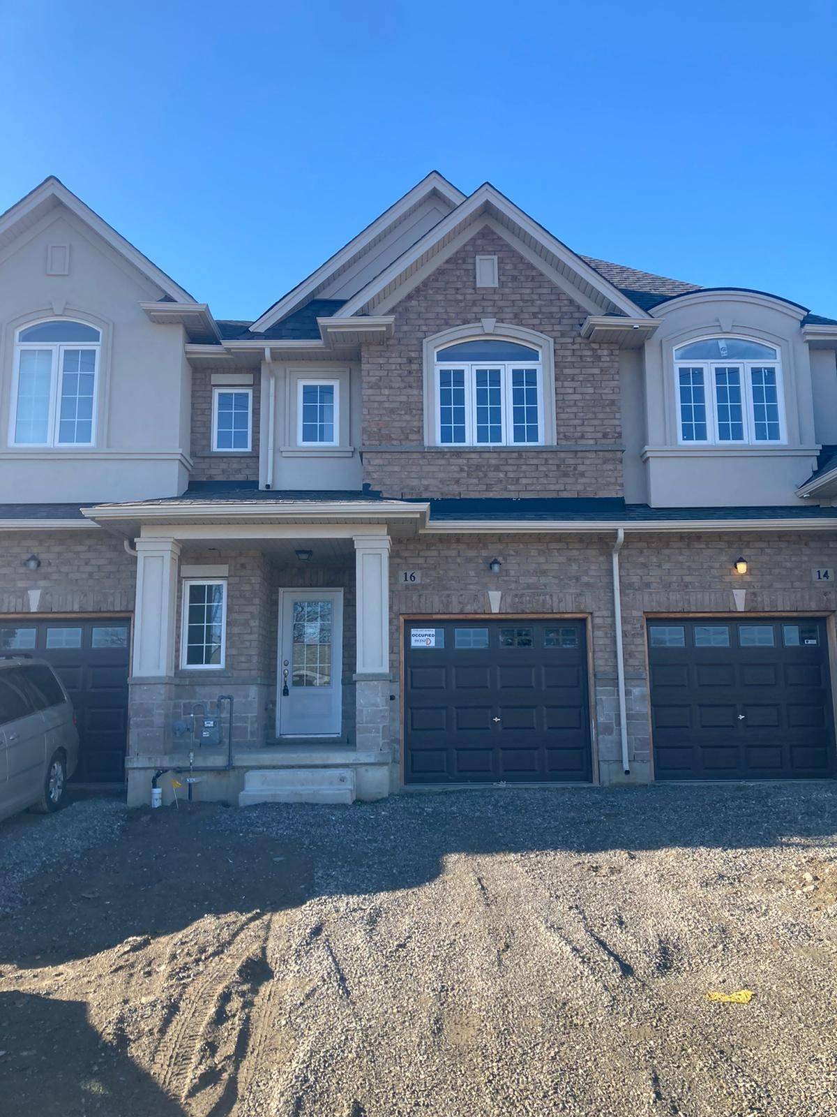 Hamilton, ON L9A 1Y1,16 Vickers RD