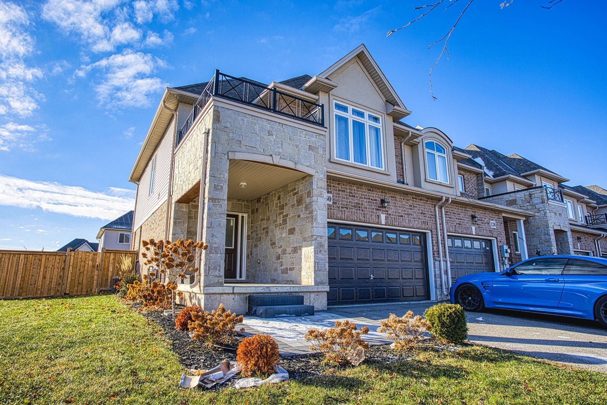 Hamilton, ON L8E 0J9,130 Sonoma LN