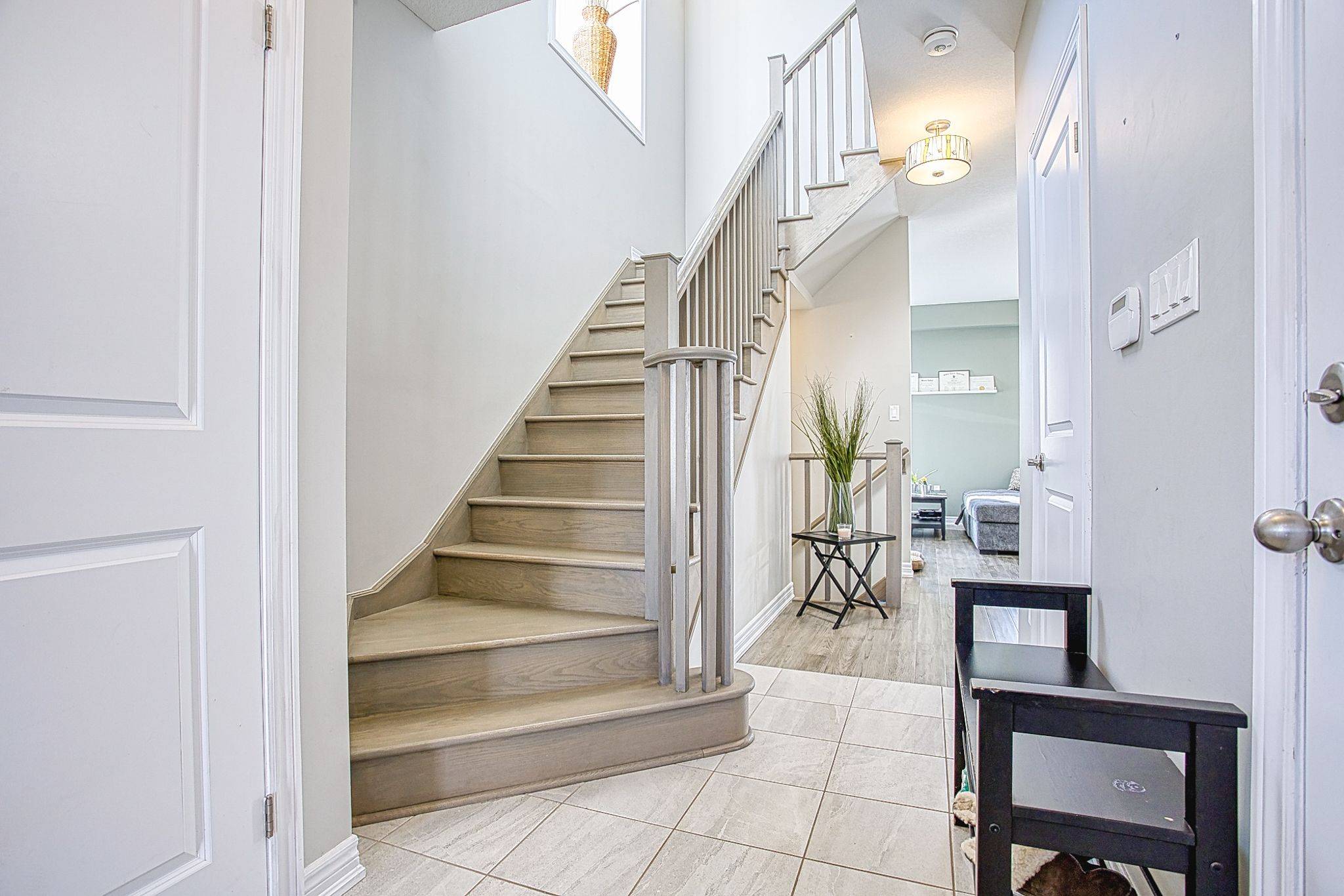 Hamilton, ON L8E 0J9,130 Sonoma LN