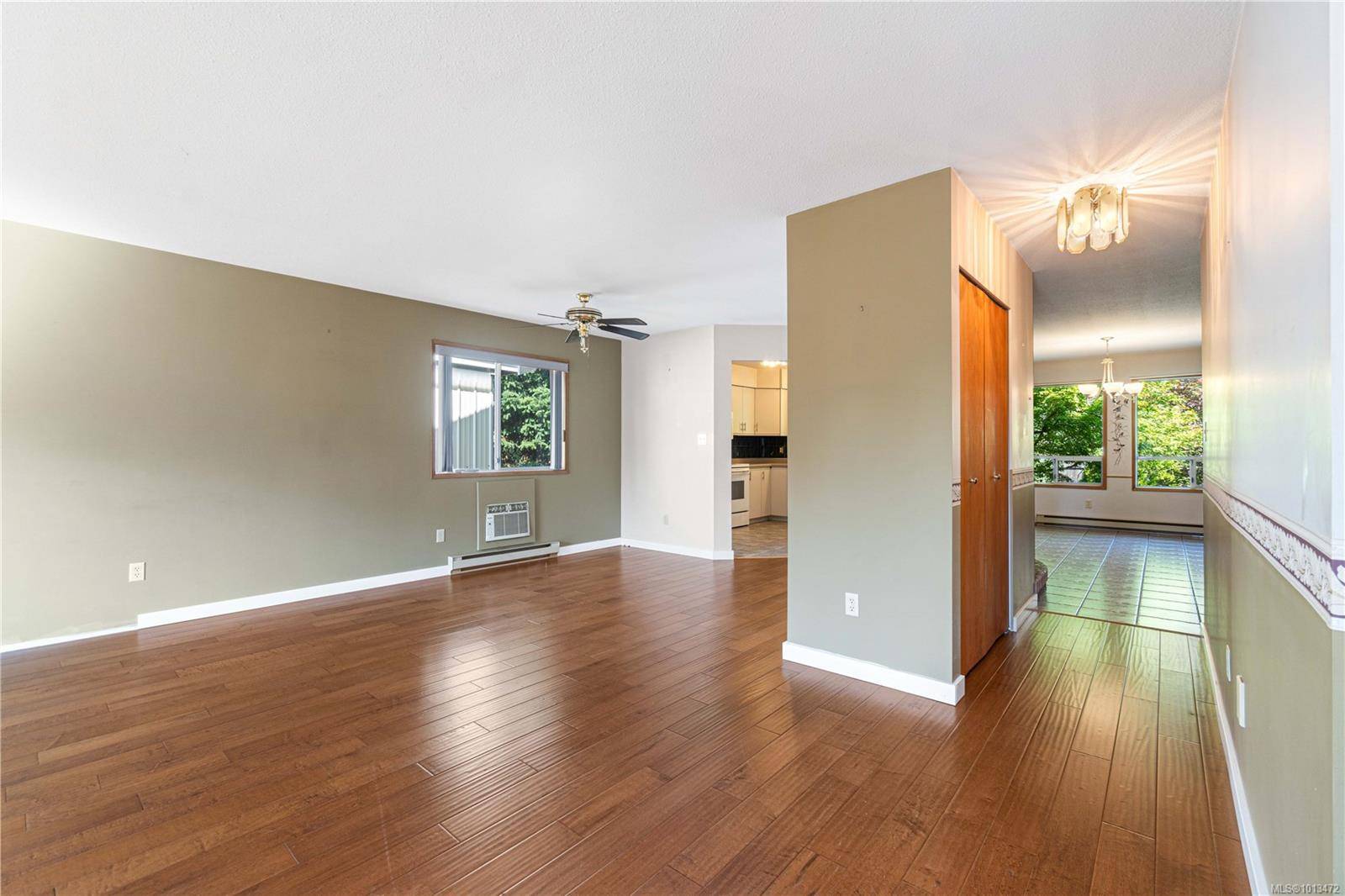 Nanaimo, BC V9T 2L3,5634 Metral Dr