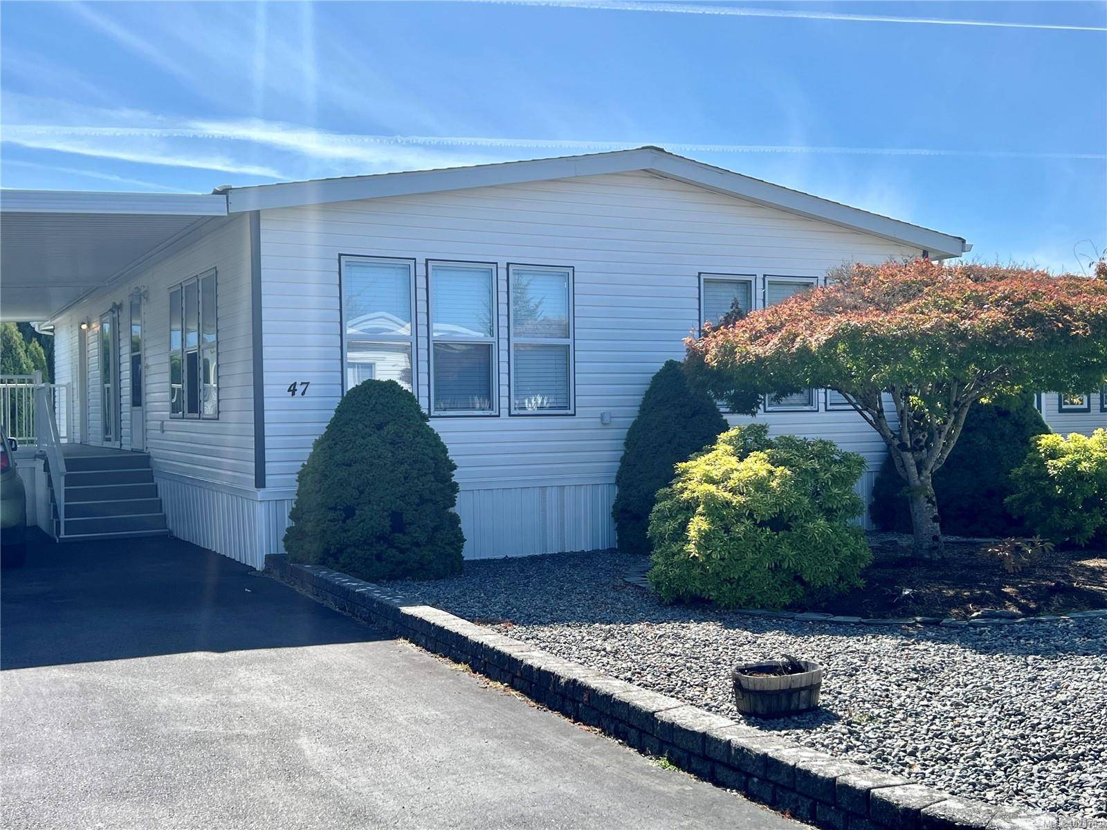 Nanaimo, BC V9T 6P9,6325 Metral Dr #47