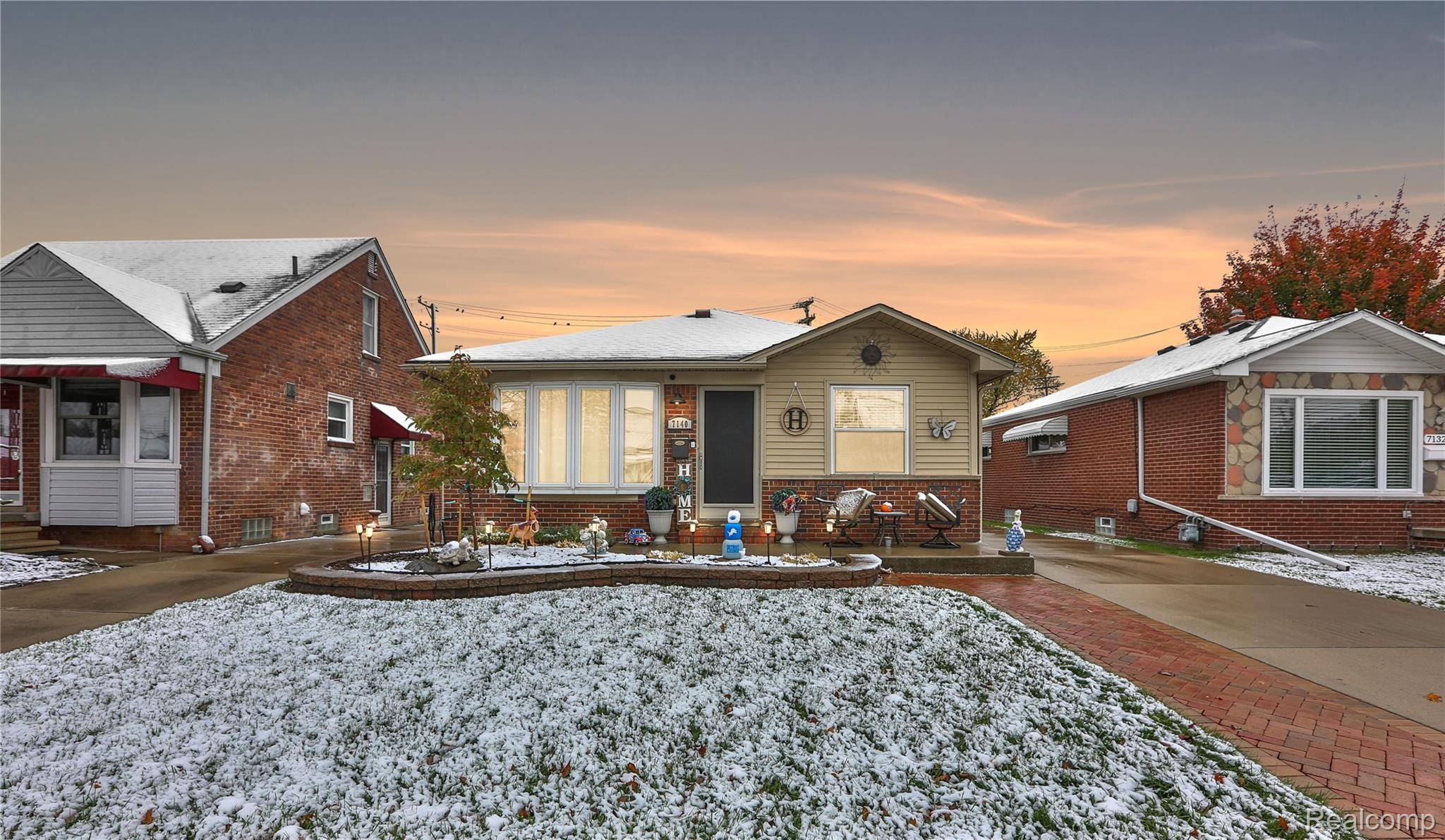 Allen Park, MI 48101,7140 Luana AVE