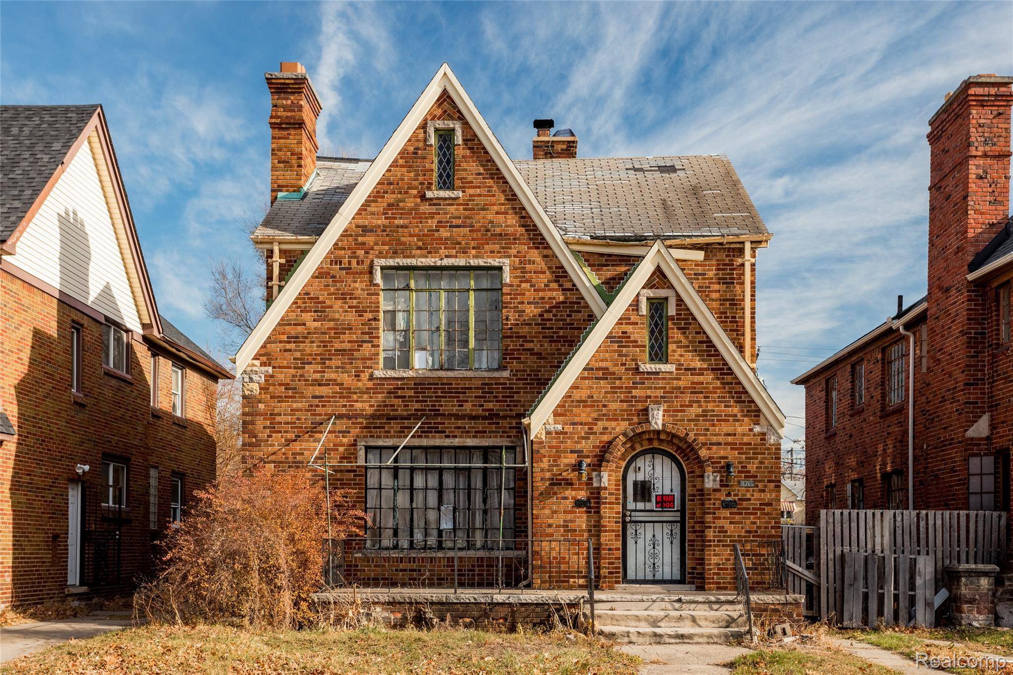 Detroit, MI 48221,16766 Greenlawn ST