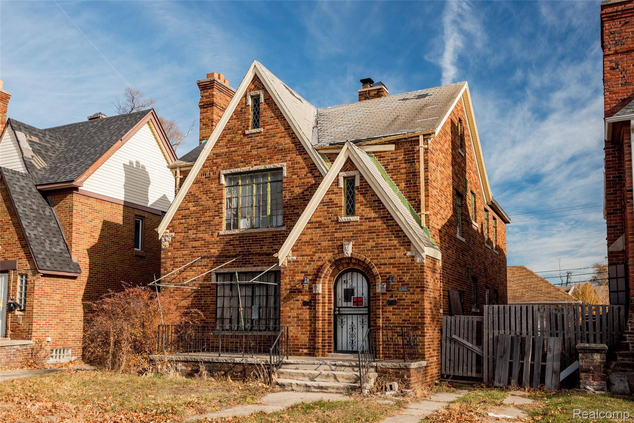 Detroit, MI 48221,16766 Greenlawn ST