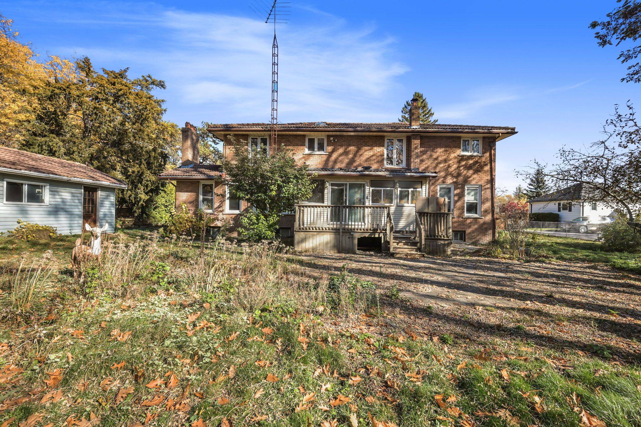 Oshawa, ON L1G 6Z5,1010 Ritson RD N