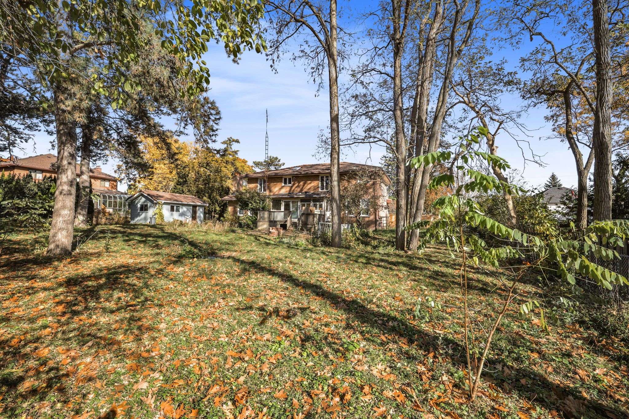 Oshawa, ON L1G 6Z5,1010 Ritson RD N