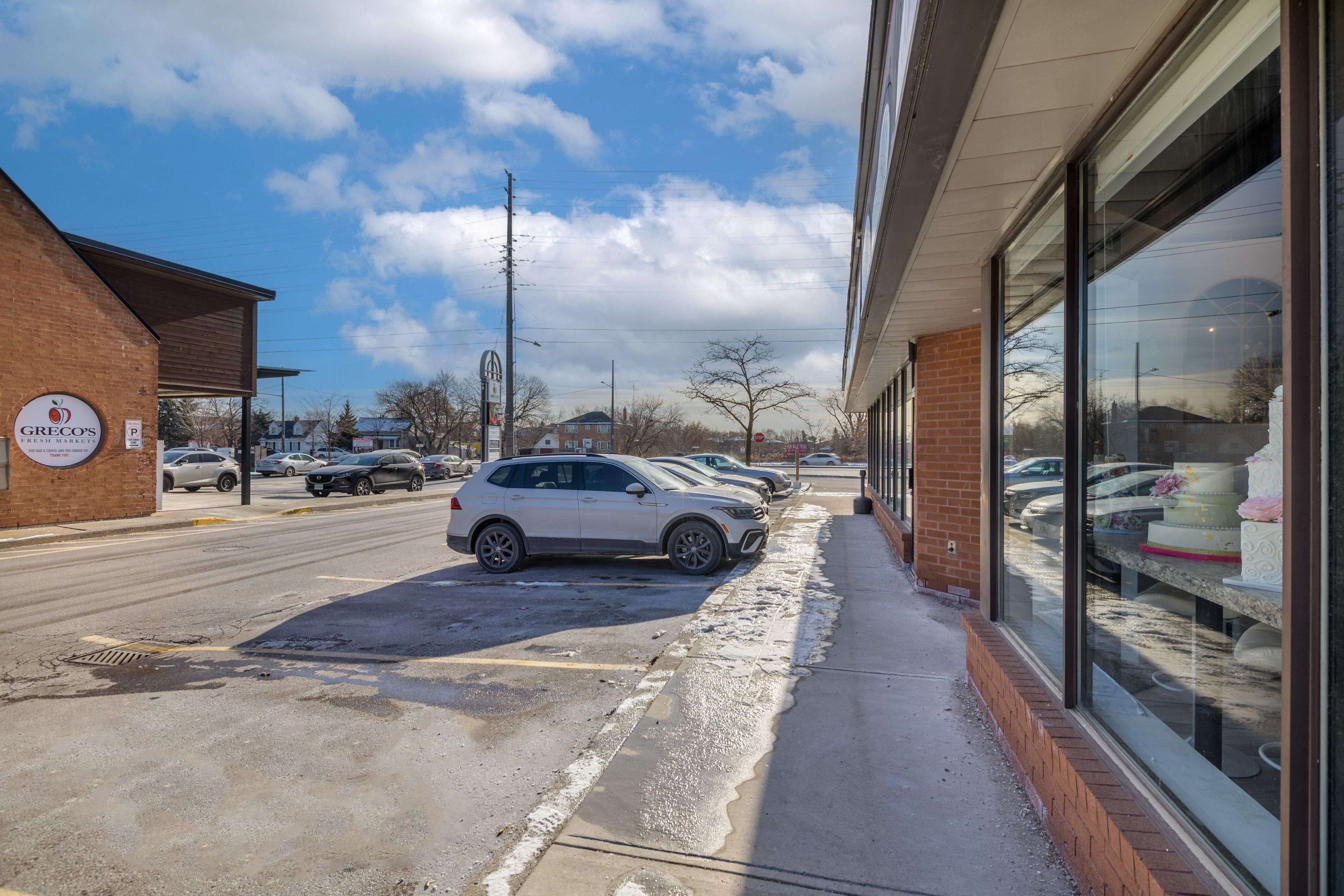 Vaughan, ON L4J 3N1,1450 Centre ST