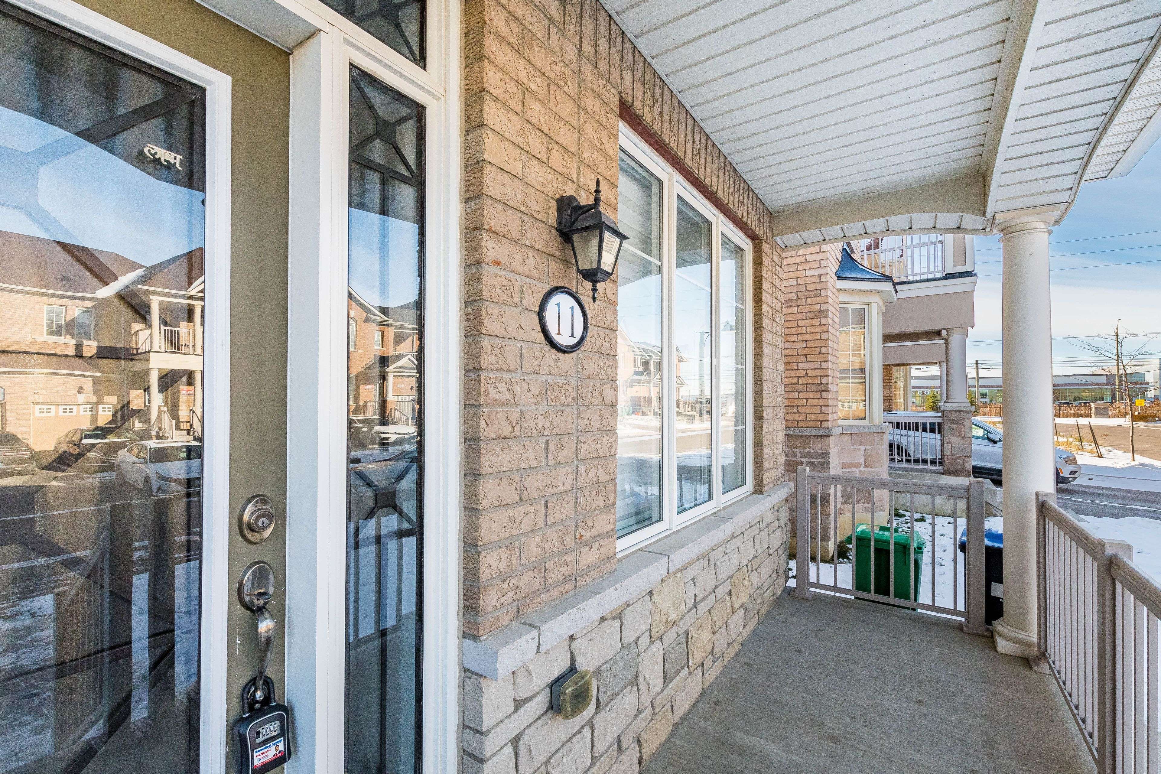 Brampton, ON L6R 4A2,11 SPOKANNE ST