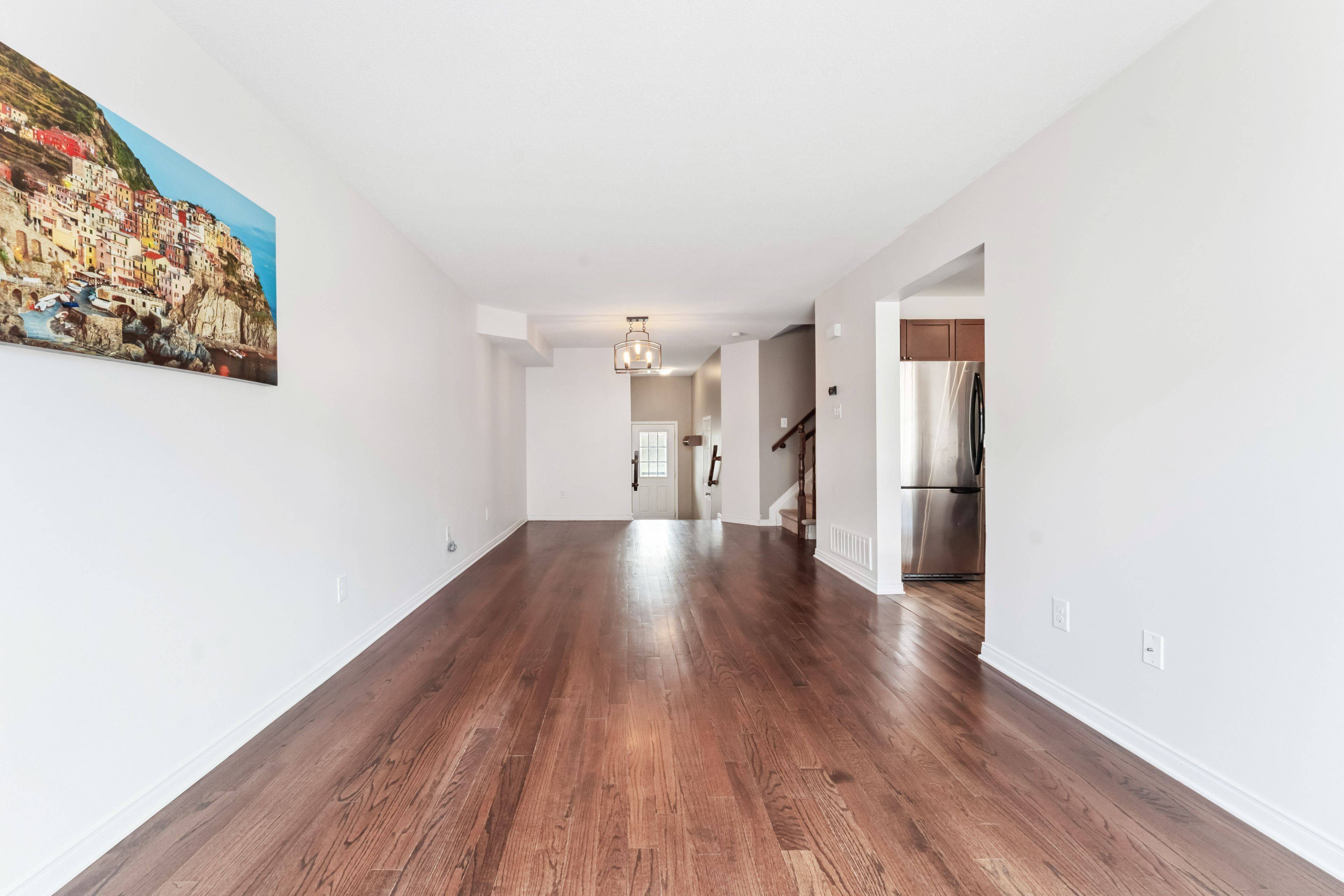 Kanata, ON K2S 0J4,142 Lokoya ST