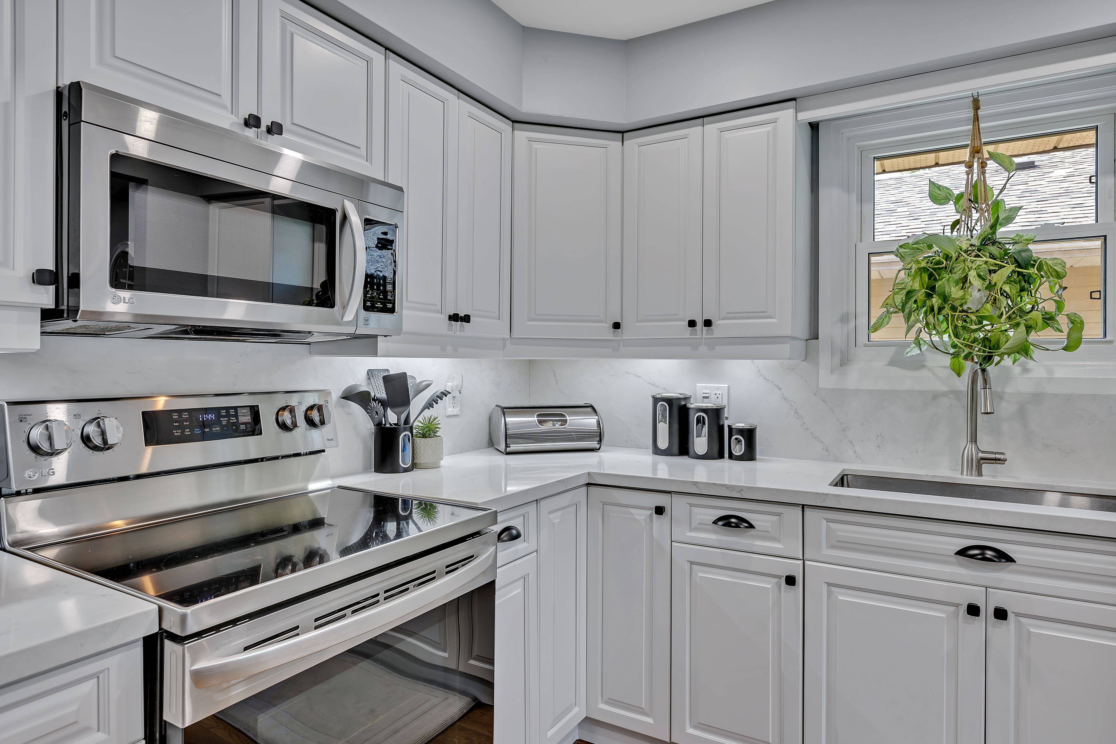 Peterborough, ON K9J 1B6,270 Sherin AVE