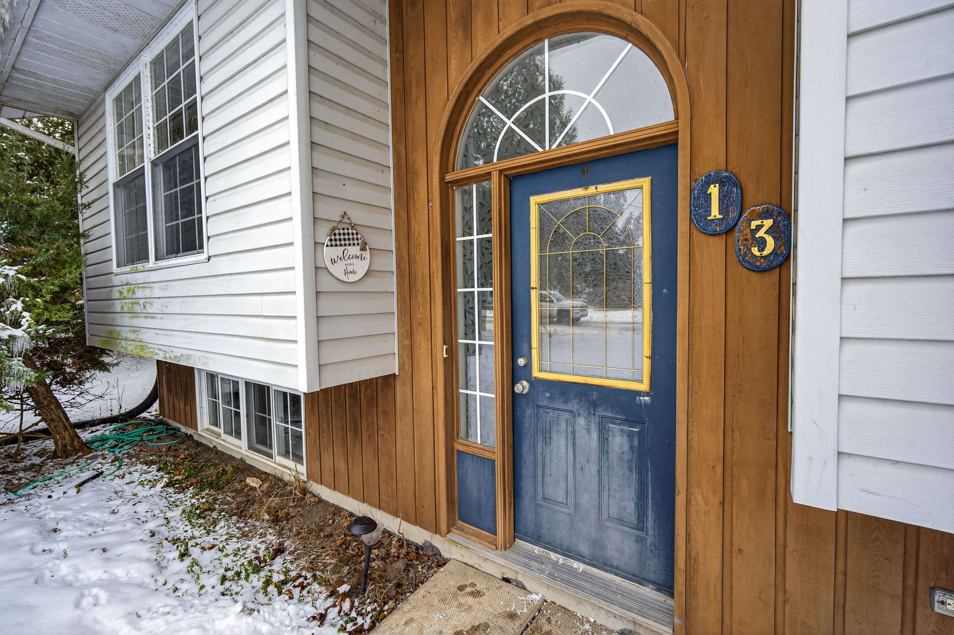 Kawartha Lakes, ON K0L 2W0,13 Colborne ST N